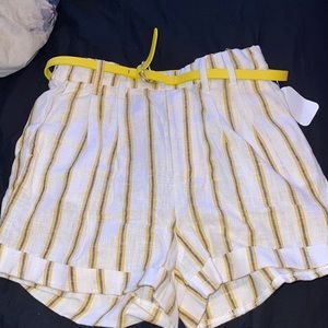 Summer favorite shorts. Light material size S